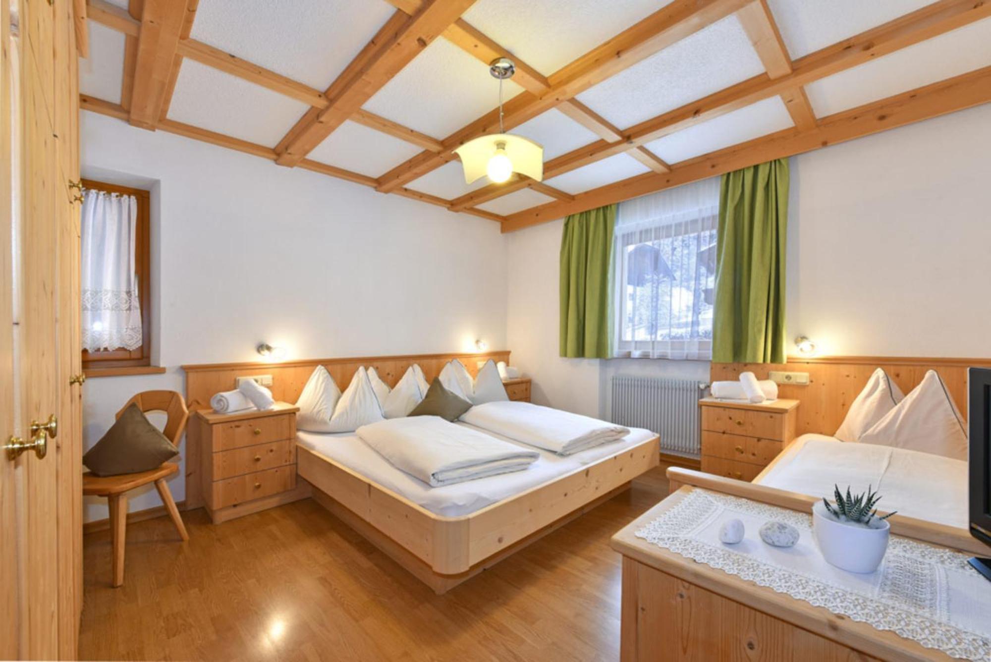 Obergasserhof Rodengo Habitación foto